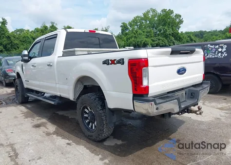 2019 Ford F-250 Lariat из США, поврежденный, VIN 1FT7W2BTXKED33151
